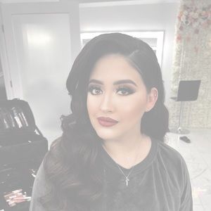 Meet your Posher, Elliie